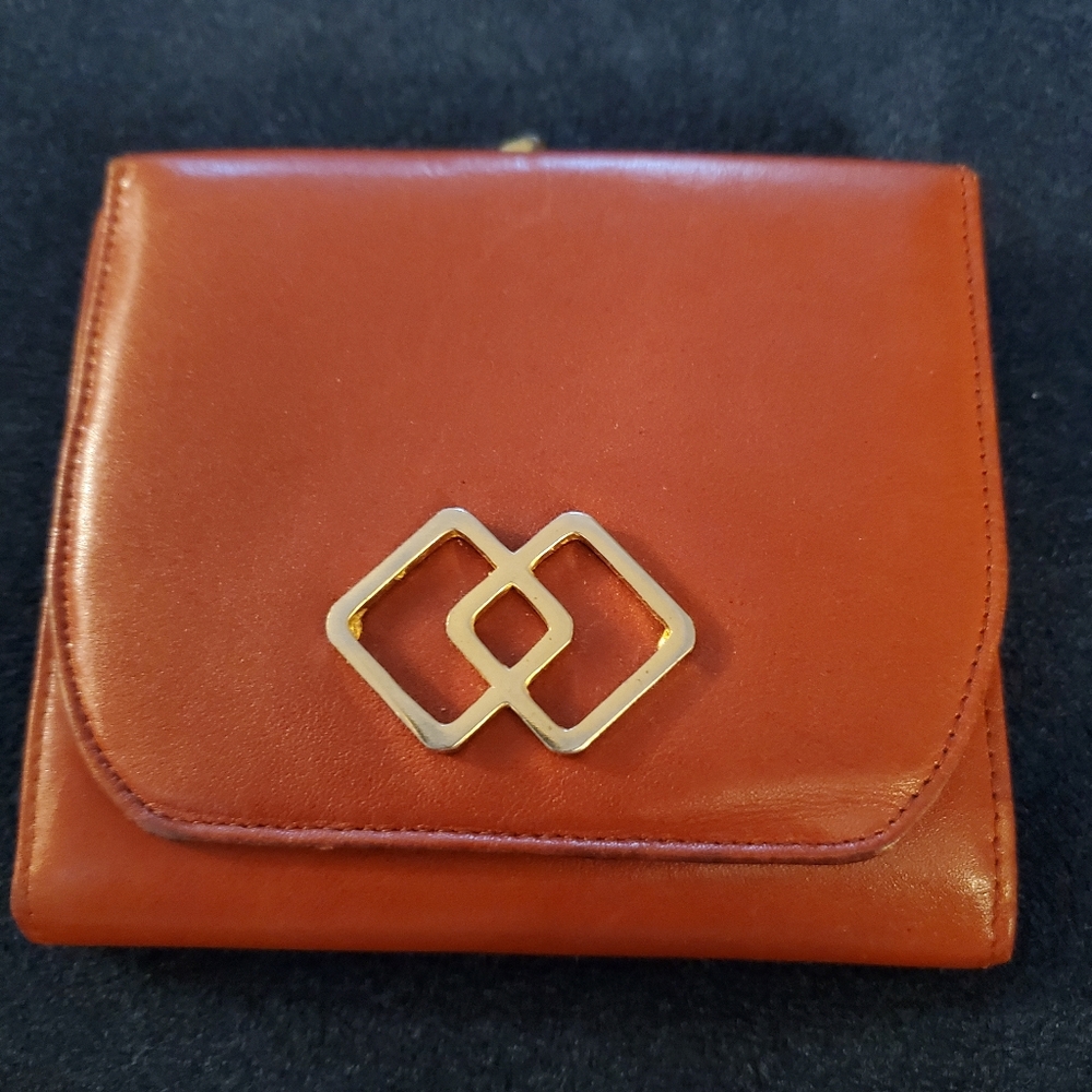 VINTAGE Saks Fifth Avenue RAD Leather Wallet in Great Condition